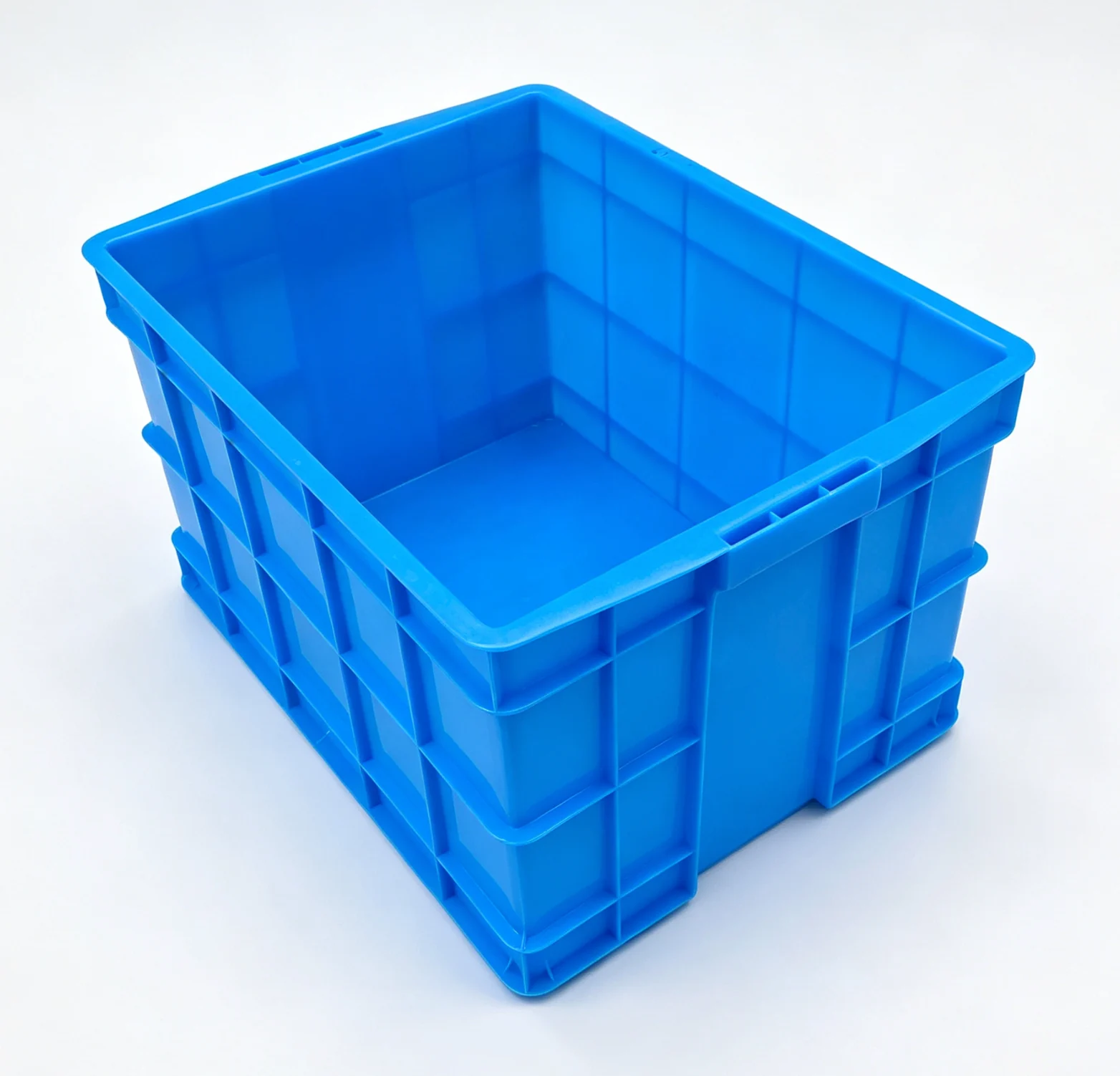 Closed Plastic Tote Box